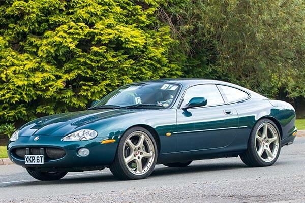 jaguar xkr james bond